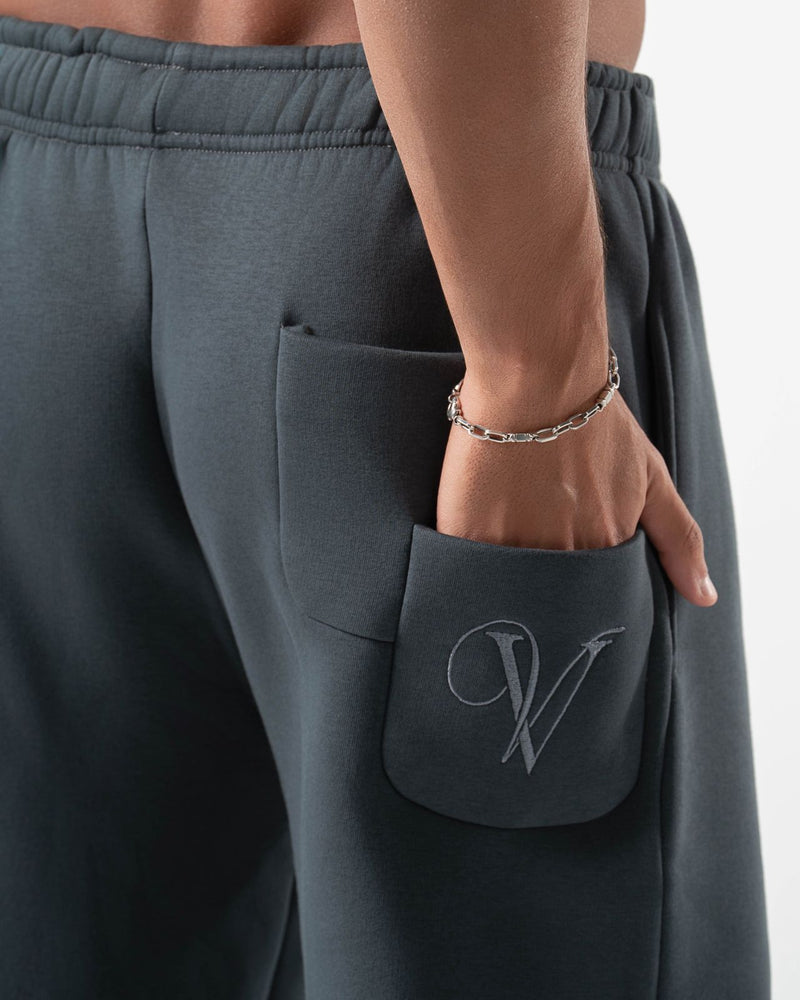 V2 Sweats In Charcoal Grey